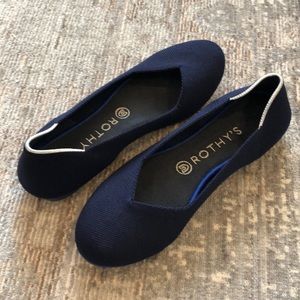 Navy Rothy’s Flats 8.5 | Lightly Used | Retired